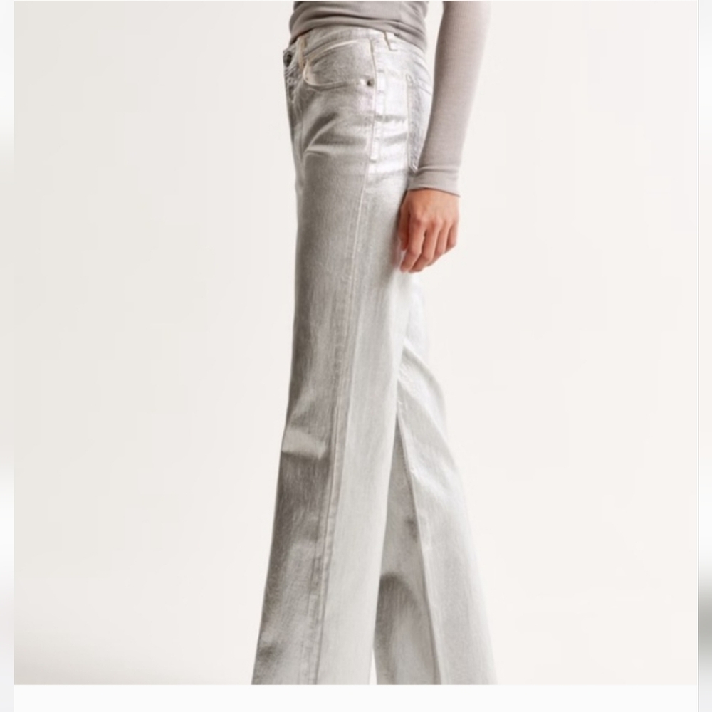 Abercrombie & Fitch Silver Metallic Flare Jeans Size 4 / 27 - Picture 7 of 8